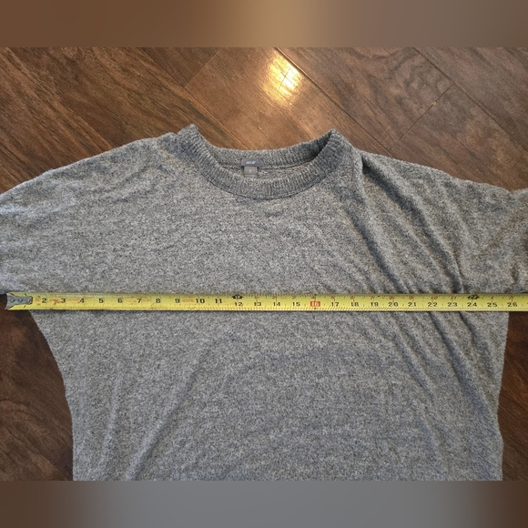 Aerie Crew Neck Cozy Gray Soft Knit Lightweight XS Sweater - Picture 6 of 9